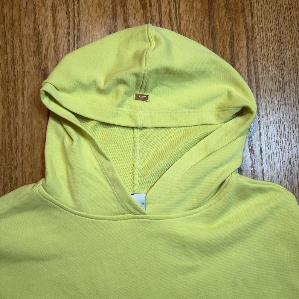 Nike Sportswear Mama Cropped Pullover Hoodie Womens‎ Small Yellow DV9649-712 - Picture 8 of 9